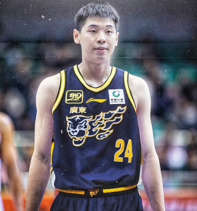 导演我躺哪, 会获得, 他必须用表